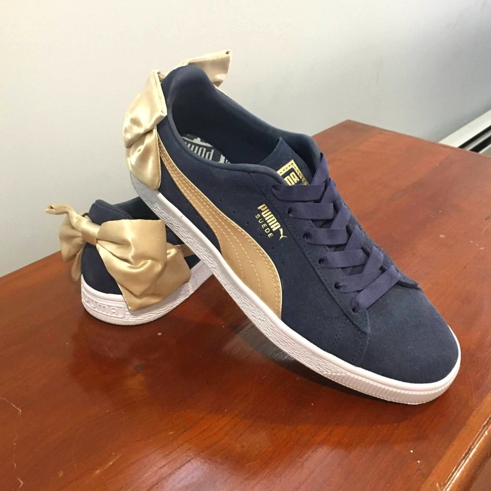PUMA Women's Suede Bow Varsity Sneaker Sz 9